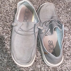 grey women’s hey dudes